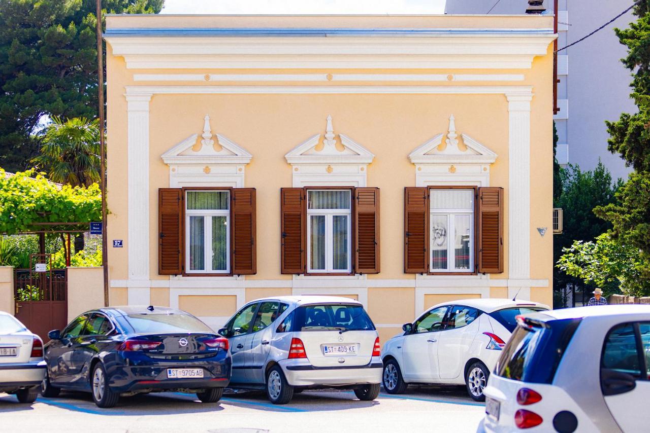 ספליט Antique Garden Villa מראה חיצוני תמונה