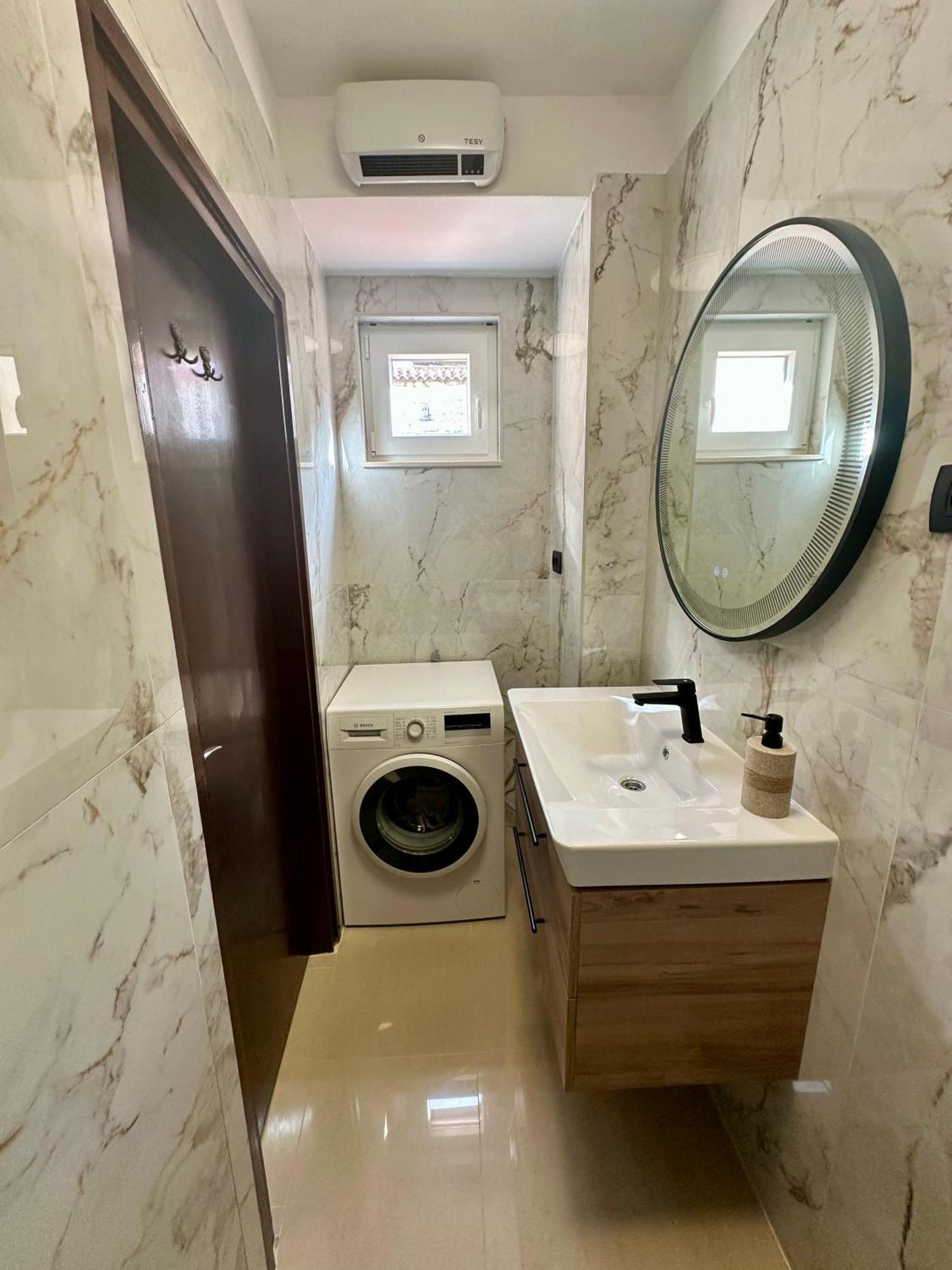 ספליט Antique Garden Villa מראה חיצוני תמונה